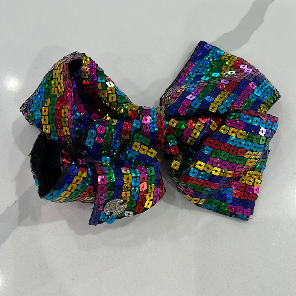 JoJo Siwa bow